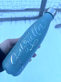 Rostfri stålflaska med graverat namn, Gabriella